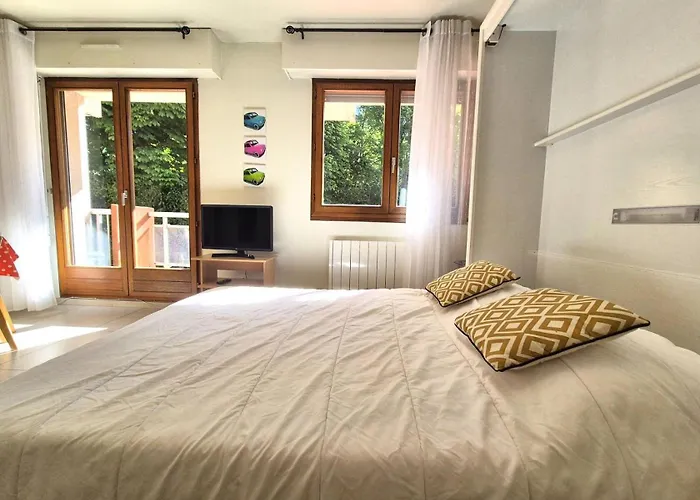 Le Saint Charles A - Agreable Et Lumineux A 50m Des Thermes Chevalley ! Mae-7754 *